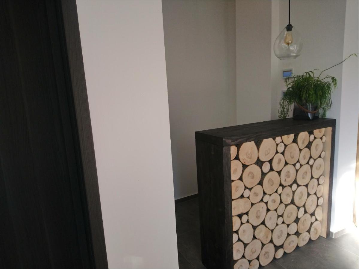 Willowa Chata Dzianisz Luaran gambar