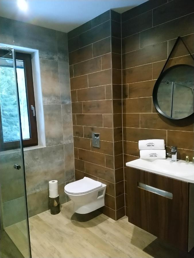 Willowa Chata Dzianisz Luaran gambar